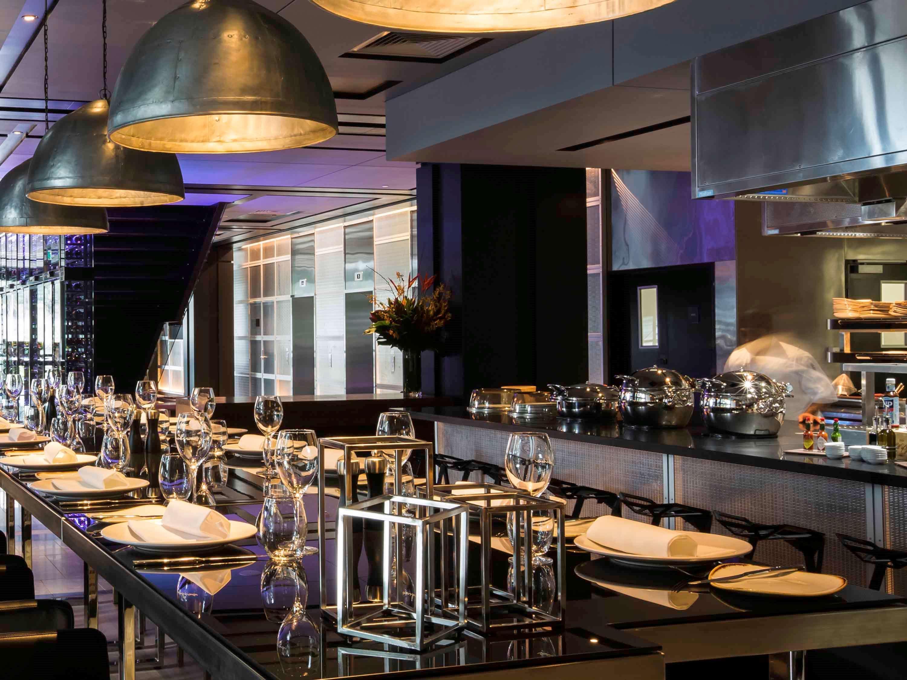 Pullman Sydney Airport Hotel Екстериор снимка The interior of the restaurant